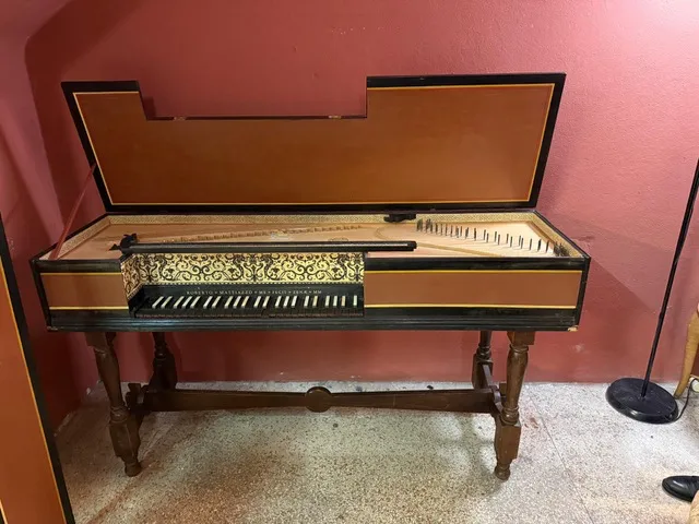 Noleggio Virginale Bologna